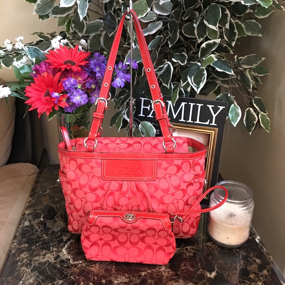Coach Set